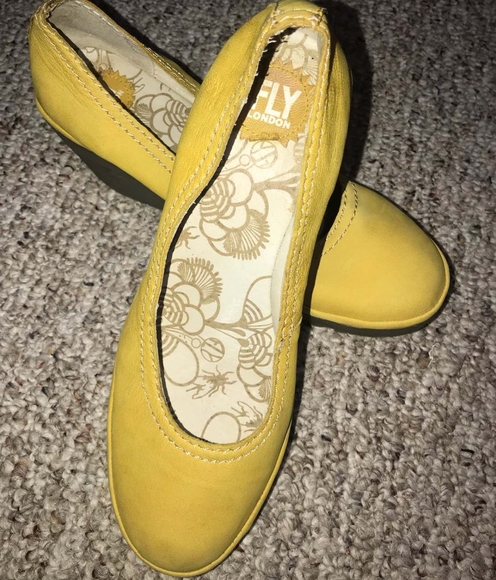yellow wedge pumps